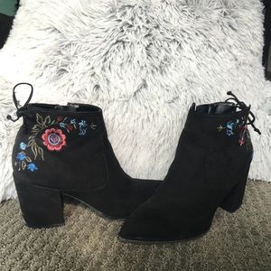 Black Wedge Embroidered Booties